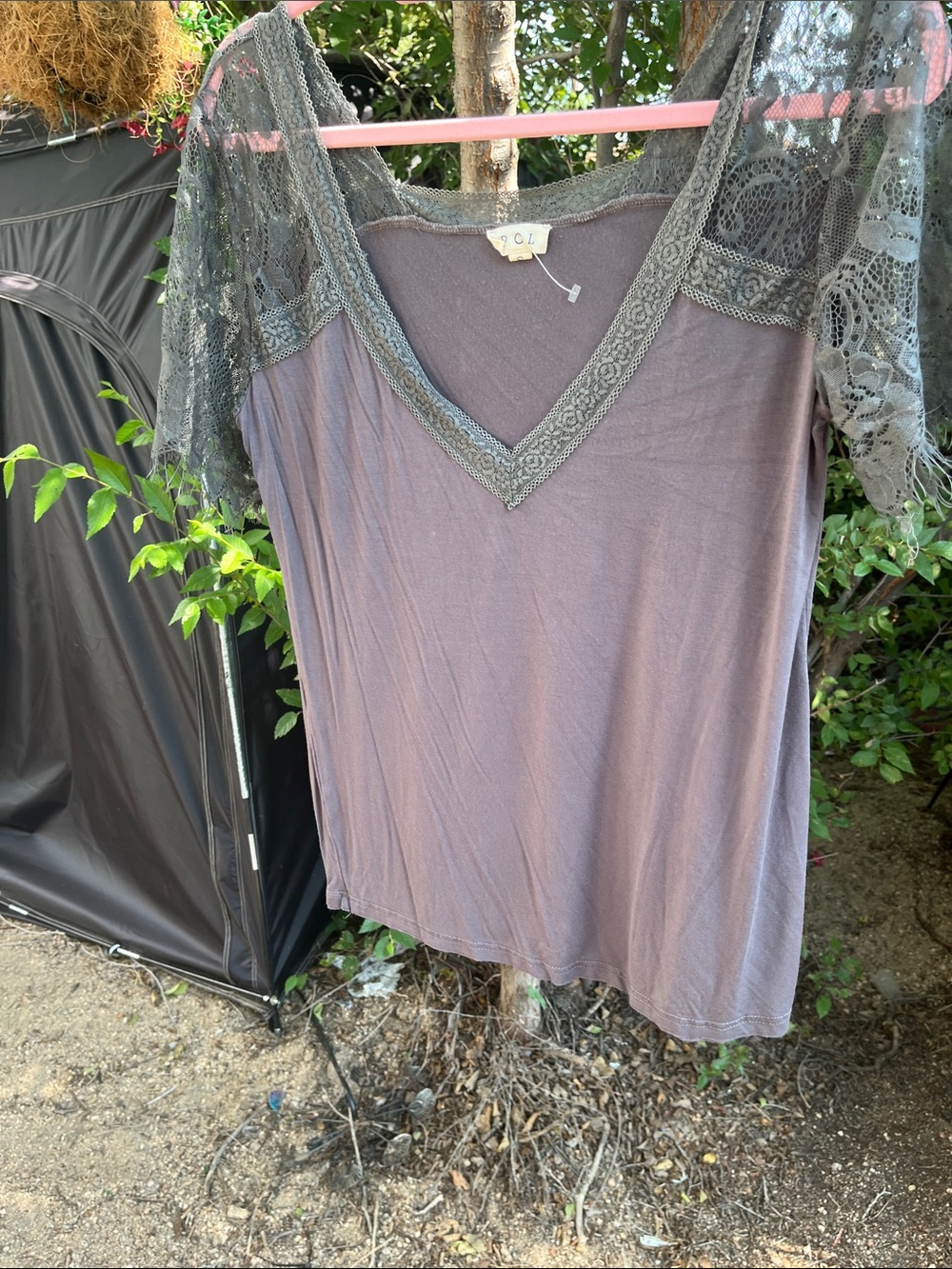 POL Lace-Sleeve V-Neck Short Sleeve Tee — Gray
